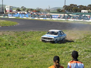 开云体育登录-“三叉湖飞盘赛：速度与精准的完美结合，精彩不断”